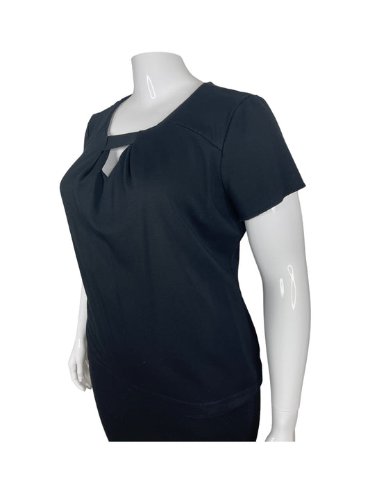 Black Short-Sleeved Shirt