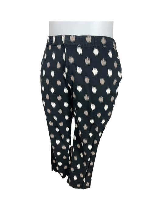 “Old Navy” Black Capri Pants w/ Dots (18)