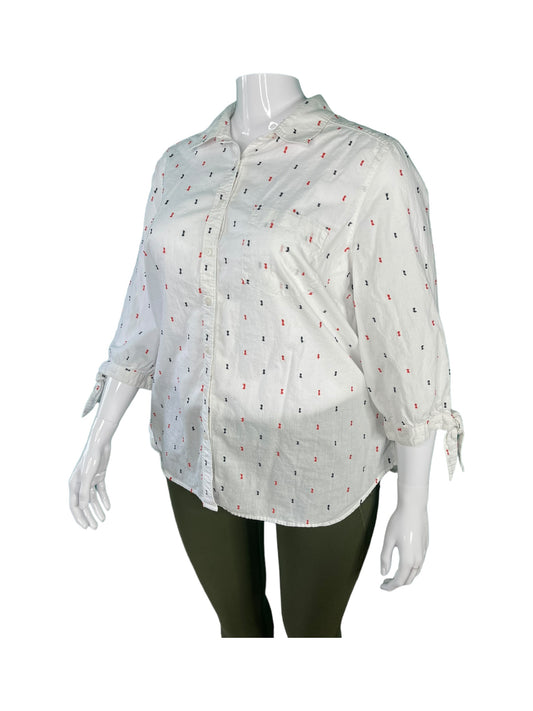 White Button Up 3/4 Sleeve Blouse w/ Red & Blue Pattern