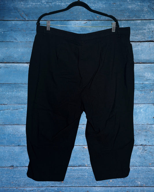 Black Capri Pants