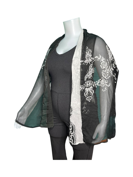 Black and White Vintage Sheer Shawl