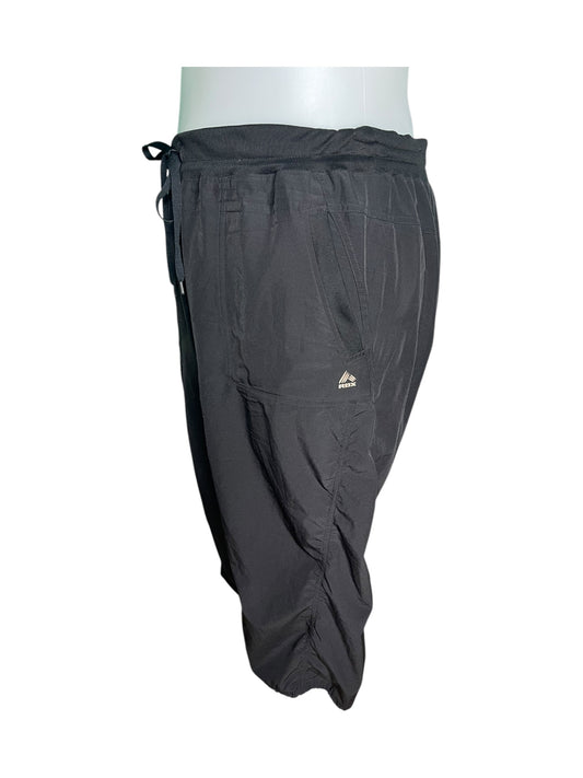 Black Draw Waist Capri