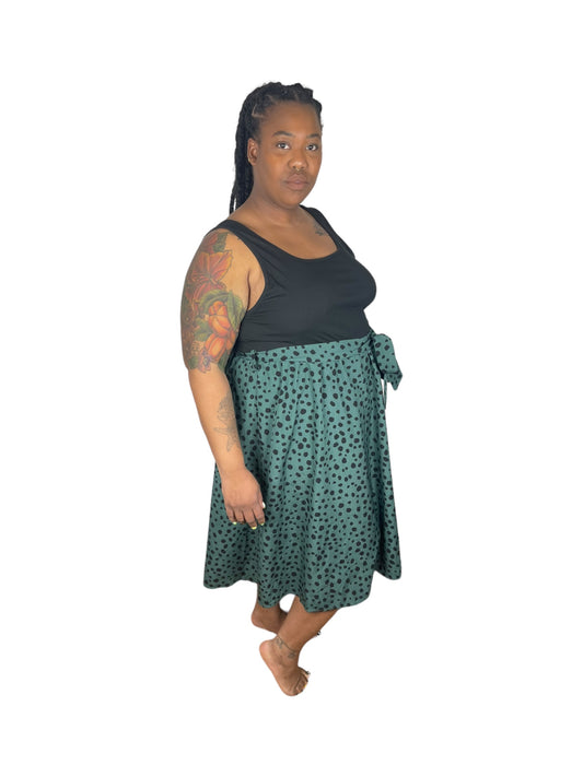 Black & Green w/ Black Dot Pattern Shift Dress (4XL)