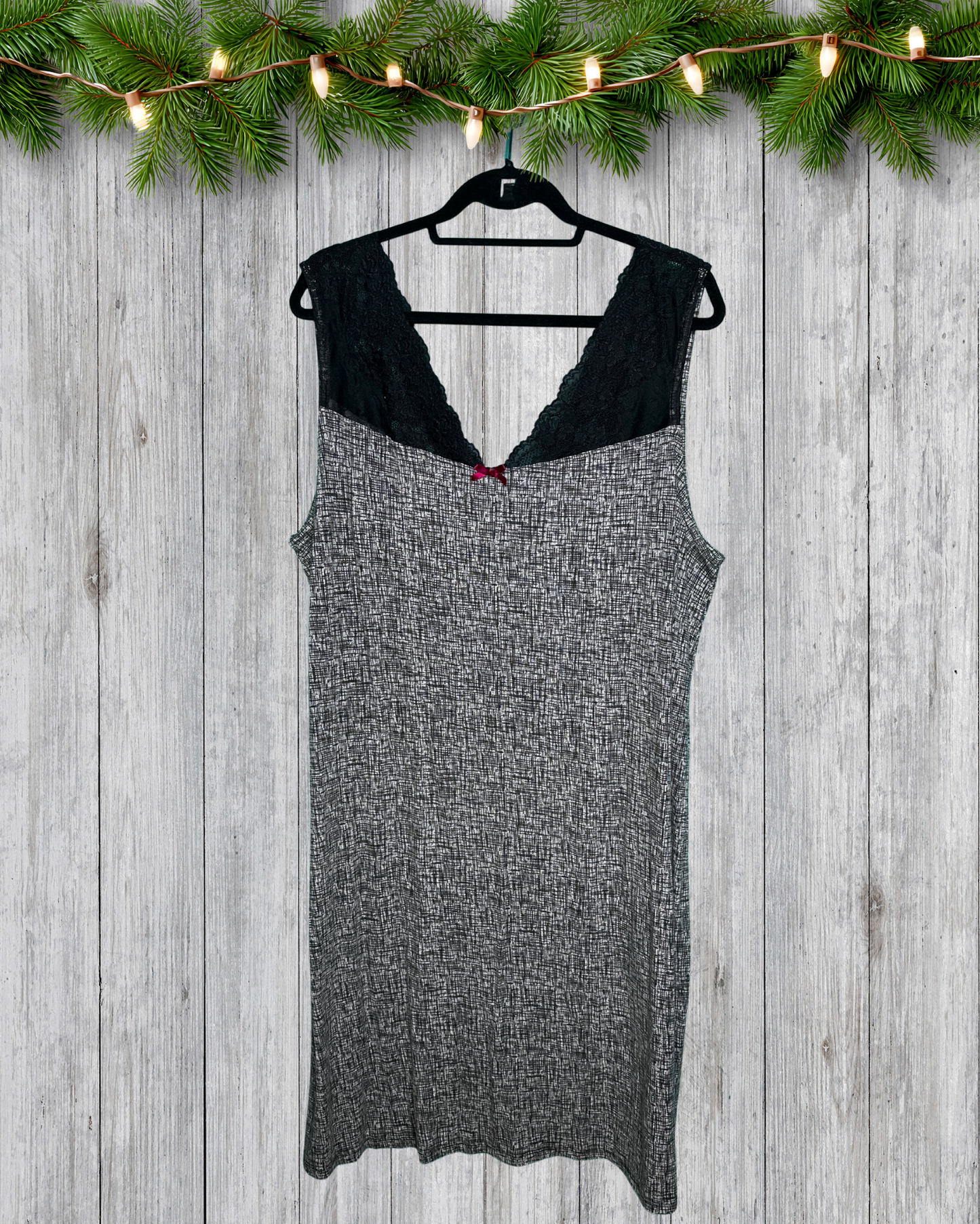 Black & White Nightie w/ Pink Bow