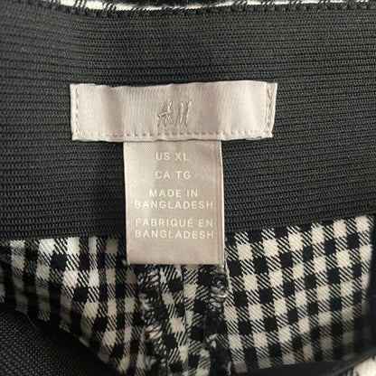 “H&M” Black & White Plaid Capris (XL)