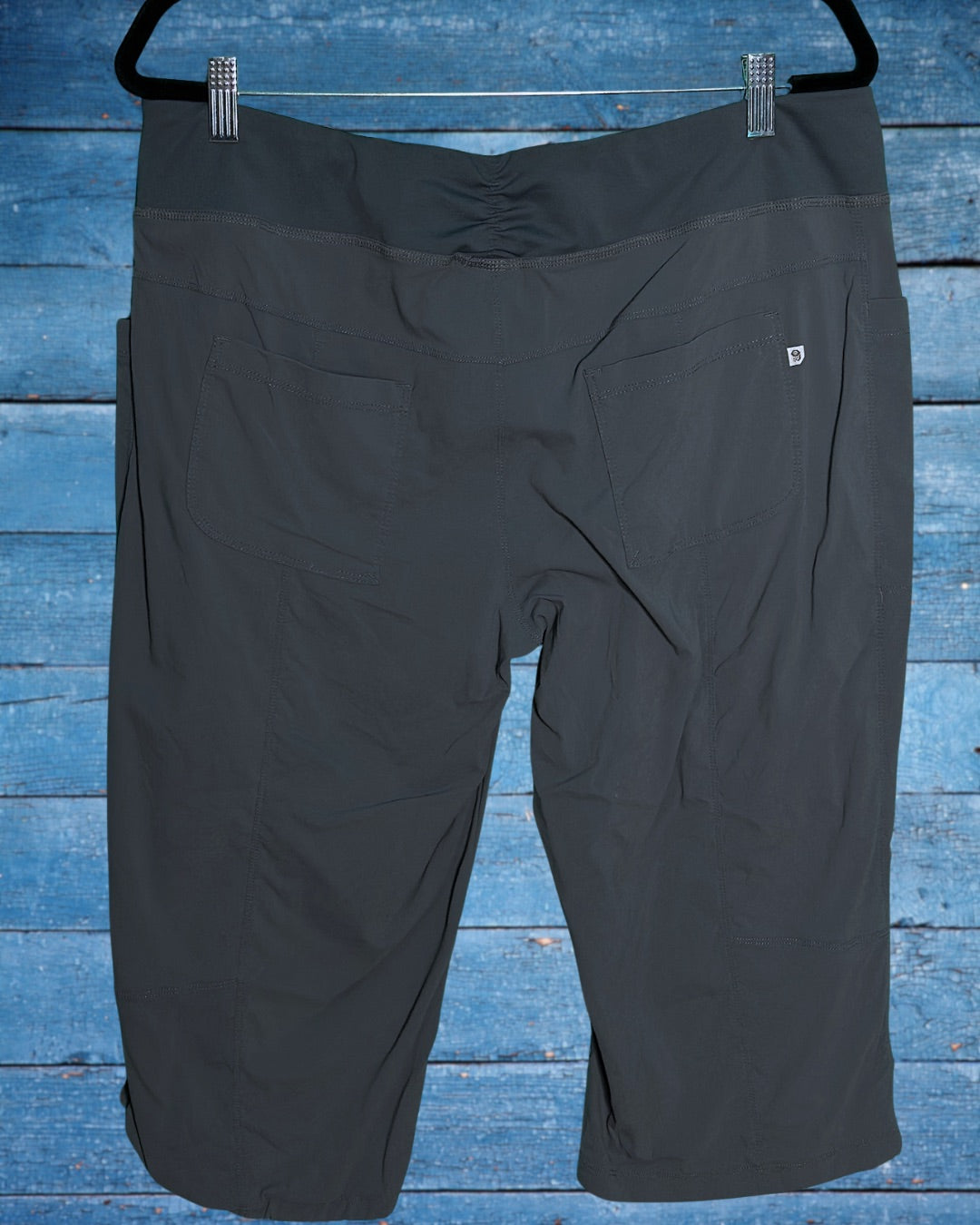 Grey Work out Capris *lighter grey