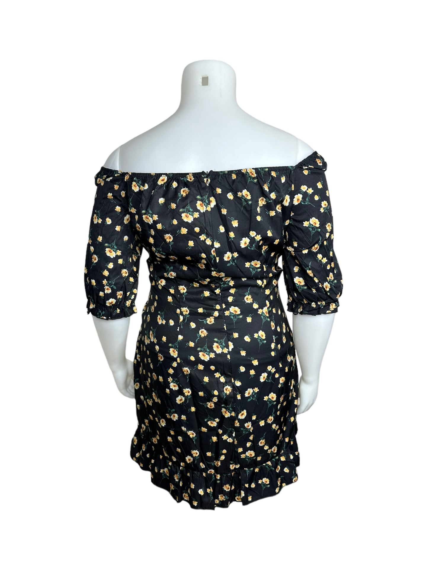 “SHEIN” Black W/ Yellow Floral Print (4X)