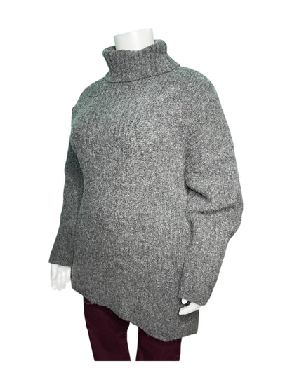 Grey Long Sleeved Turtleneck