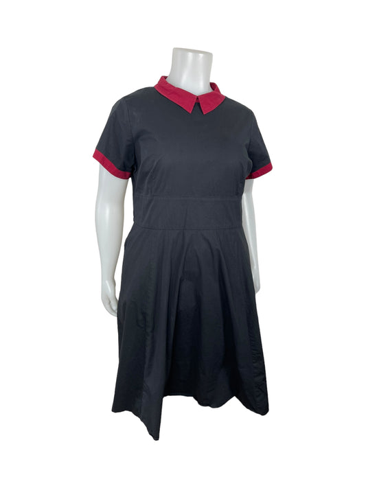 Black w/ Burgundy Trim Shift Dress (3X-26W)