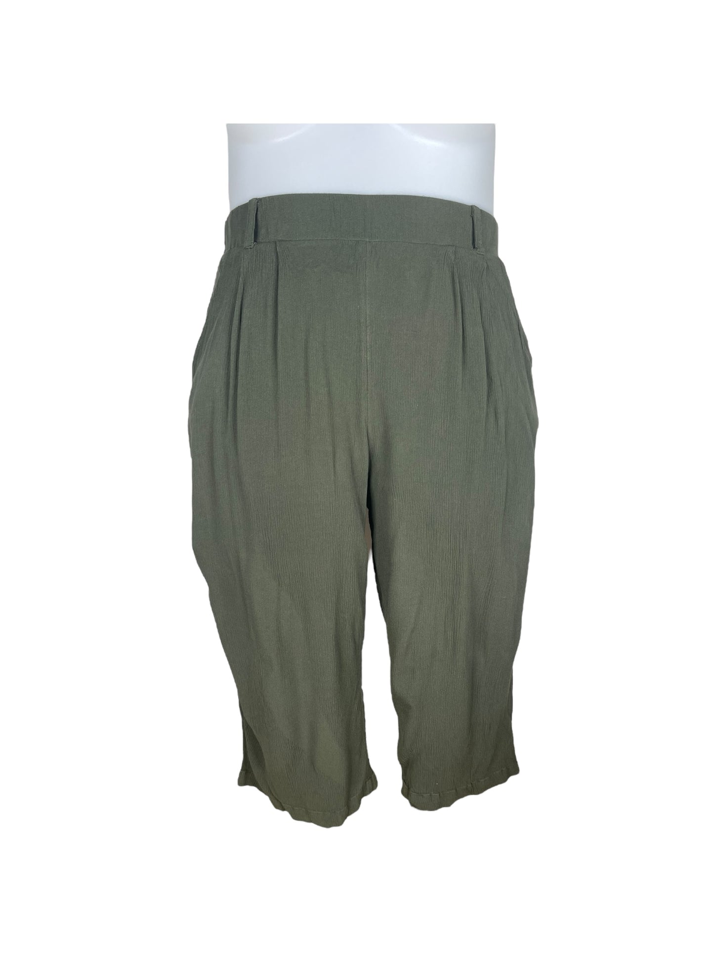 Dark Green Capri Pants (2)