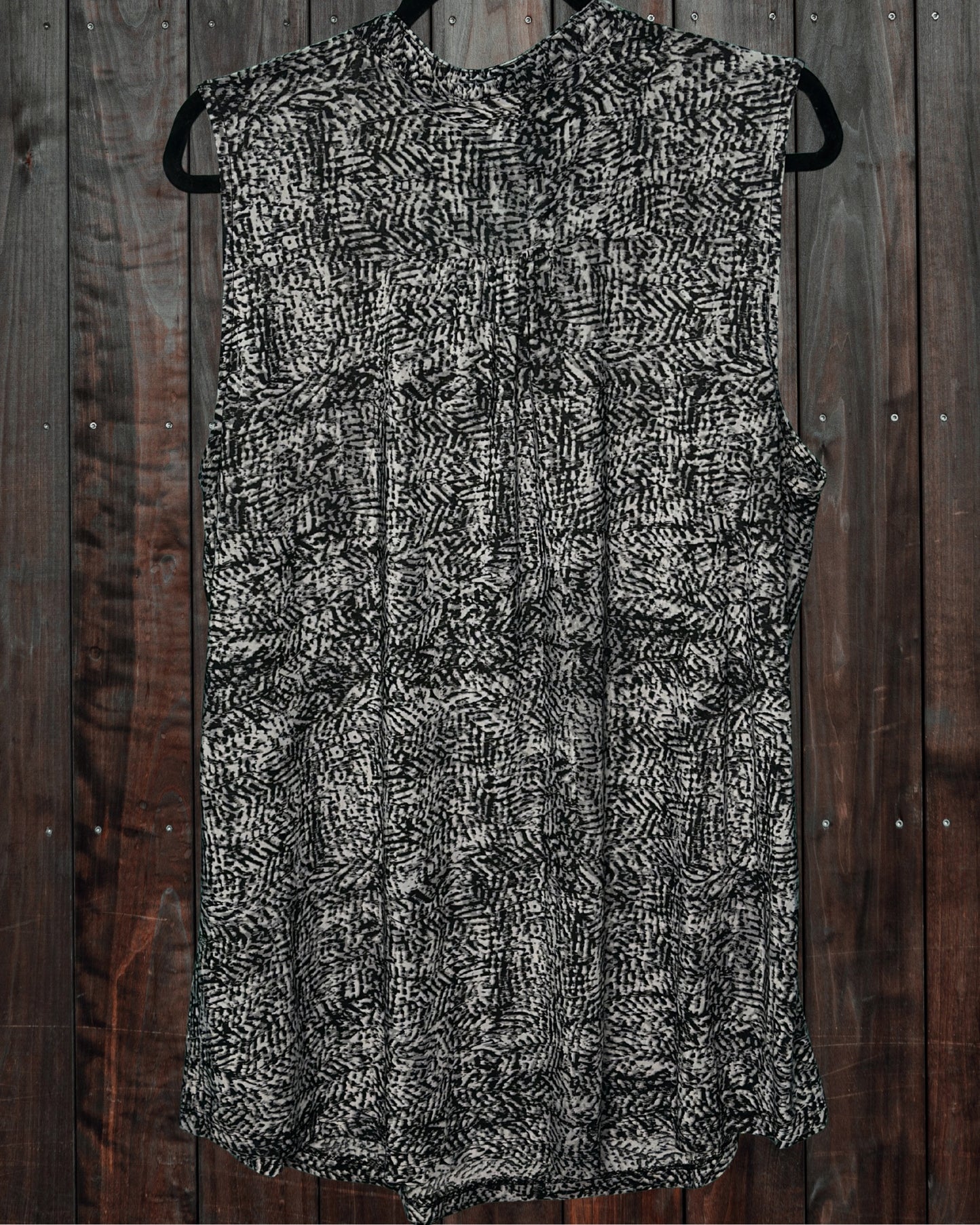 Black and White Sleeveless High Neck Blouse