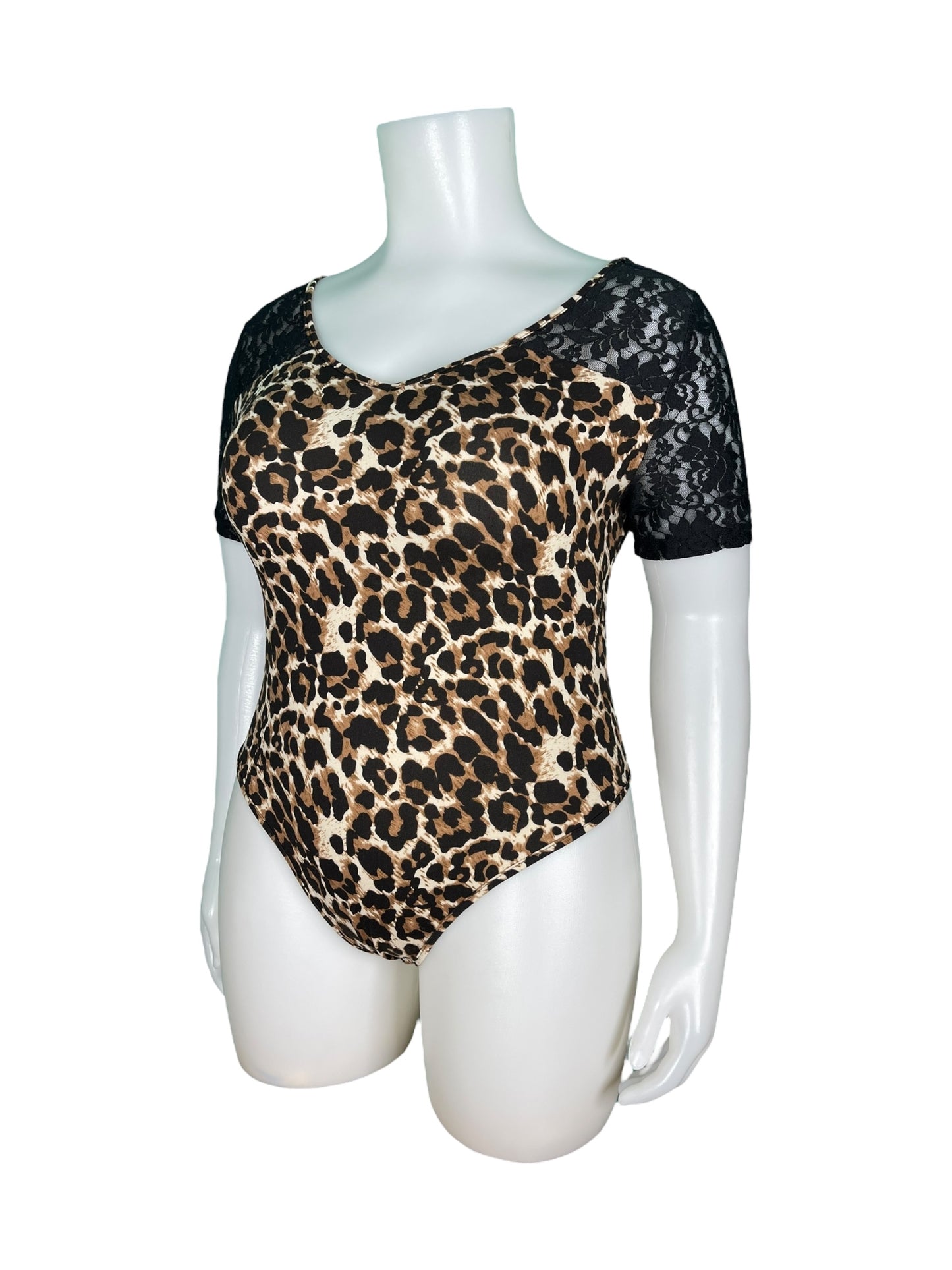 Leopard Print w/ Lace Sleeves Bodysuit