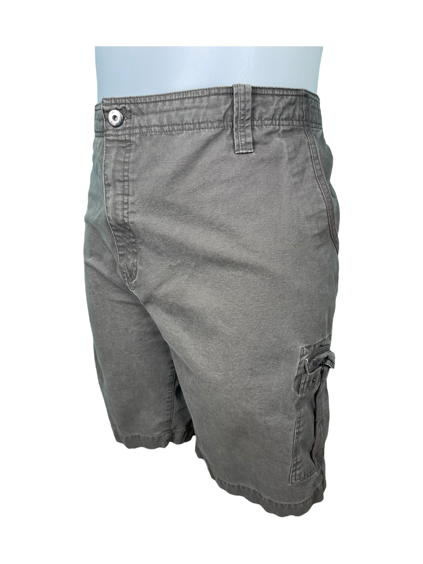 Grey Cargo Shorts (52W)