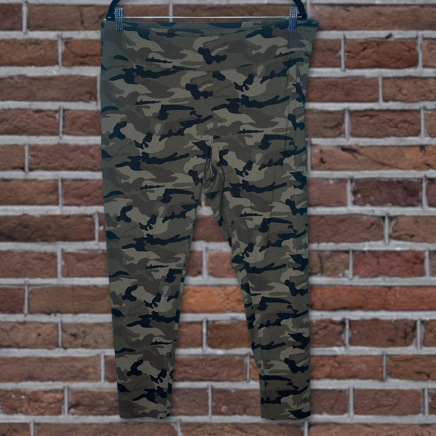 Army Green Camo Patterned Leggings