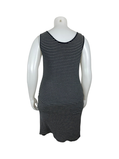 Black w/ White Stripe Sleeveless Maxi Dress (3X)