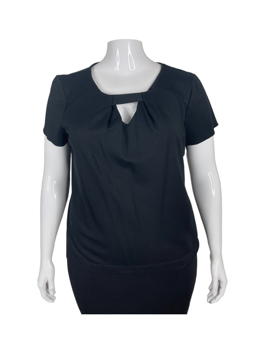 Black Short-Sleeved Shirt