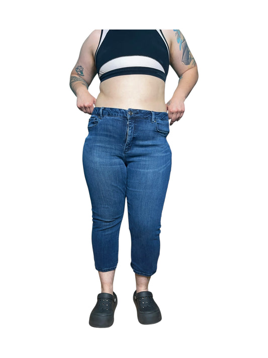 Dark Blue Capri Denim Jeans