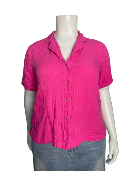 Fuschia Short Sleeved Button up Blouse