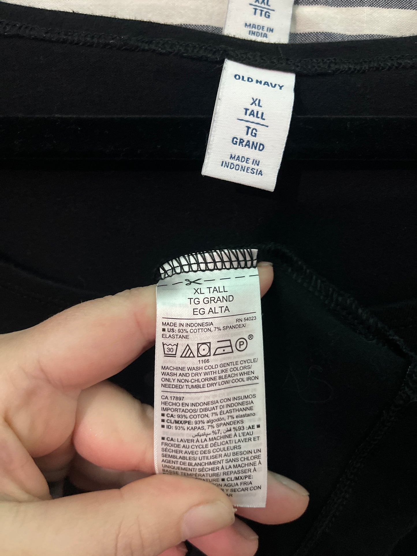 Black 3/4 Sleeve Shift Dress