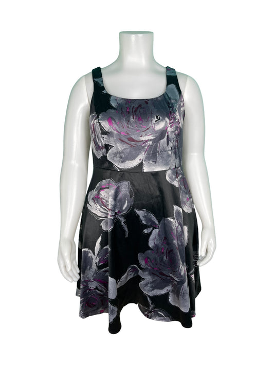 Black & Purple Floral Patterned Sleeveless Dress (2X)