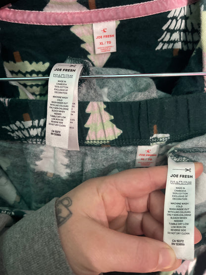 Dark Green w/ Pink and Light Green Holiday Set