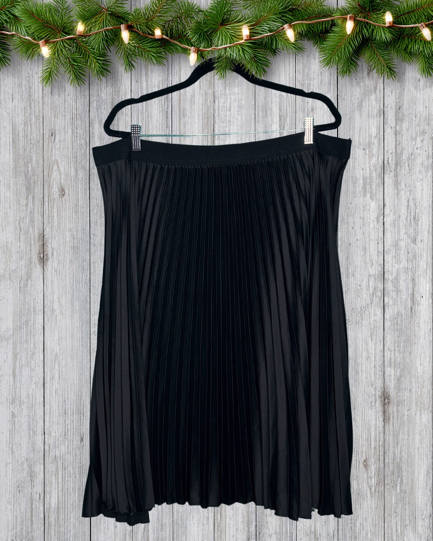 Black Pleated Maxi Skirt