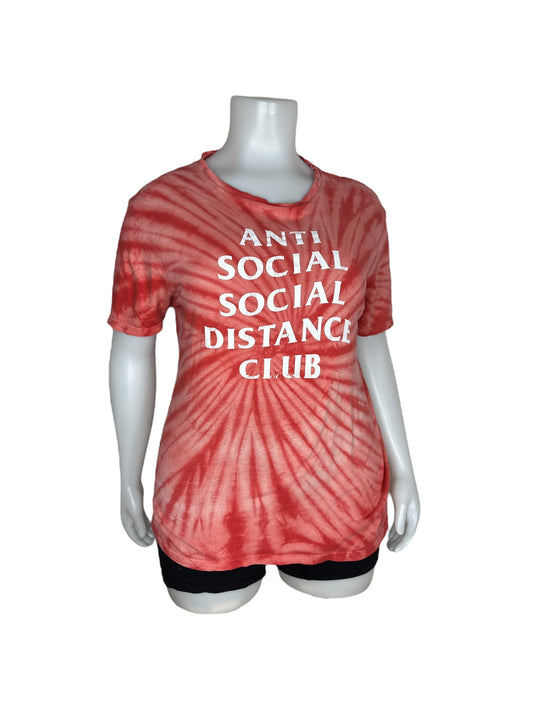 “Urban Heritage” Tye Dye Red Graphic T-Shirt (XL)
