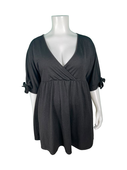 Black Deep V neckline 3/4 Sleeved Dress