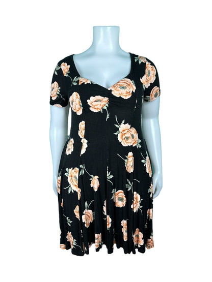 Black Floral Sweetheart Neckline Mini Dress (2)