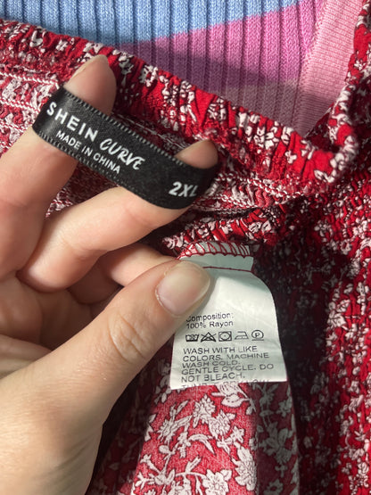 Red & White Floral Cap Sleeved with splits