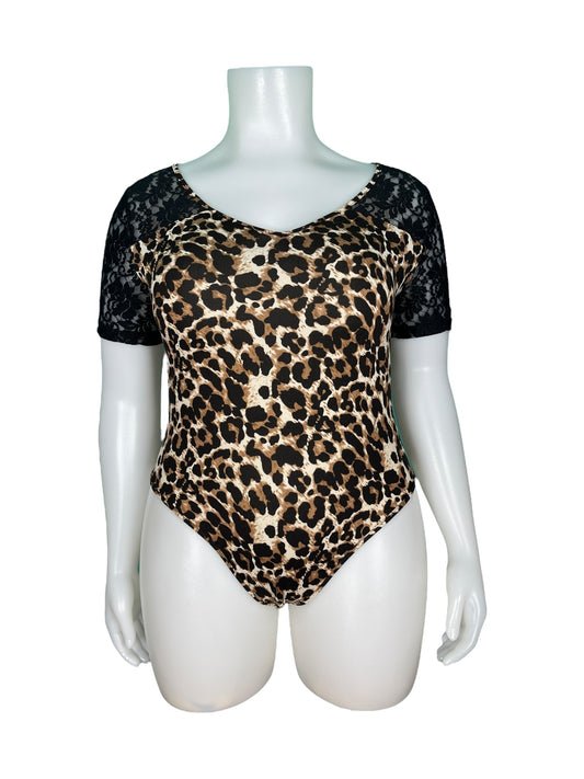 Leopard Print w/ Lace Sleeves Bodysuit