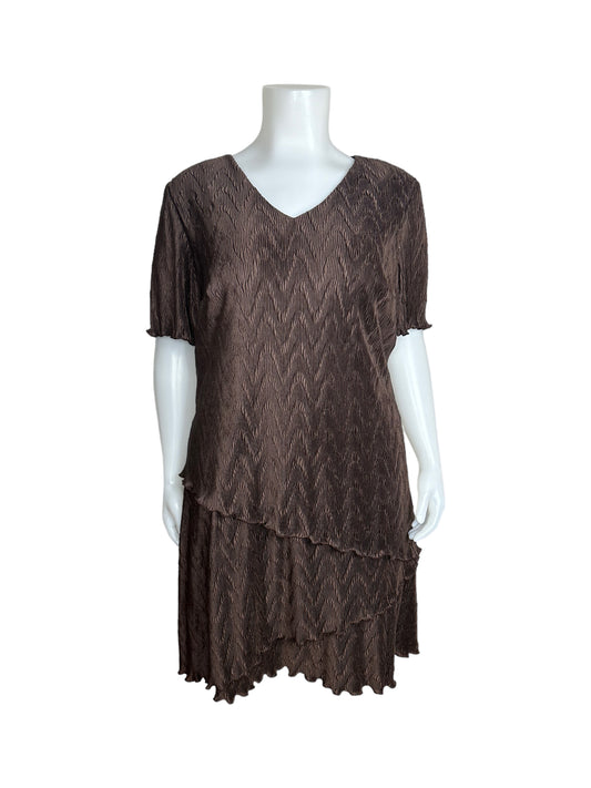 “Connected Woman” Vintage Brown Ruffled Layered Dress (20W)