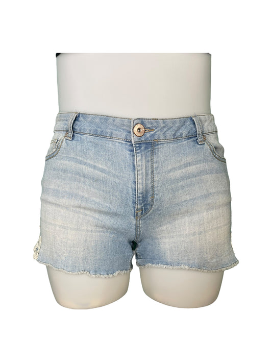 Light Blue Lace Side Detailing Jean Shorts (18)
