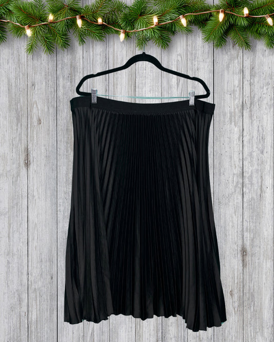 Black Pleated Maxi Skirt