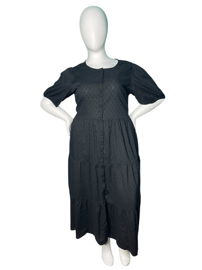 Black 3/4 Sleeved Dress w/ Button detail