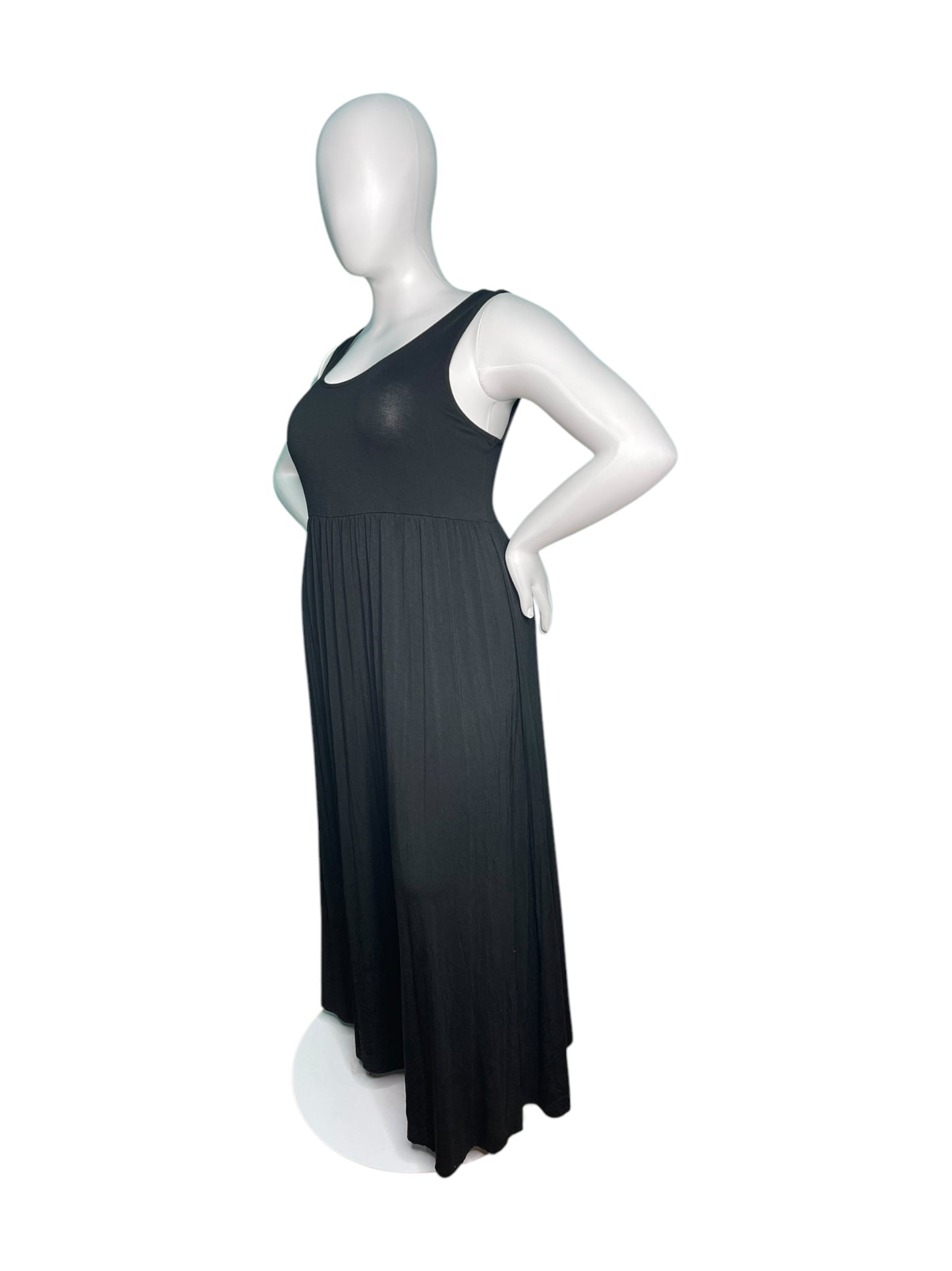 Black Sleeveless Maxi Dress