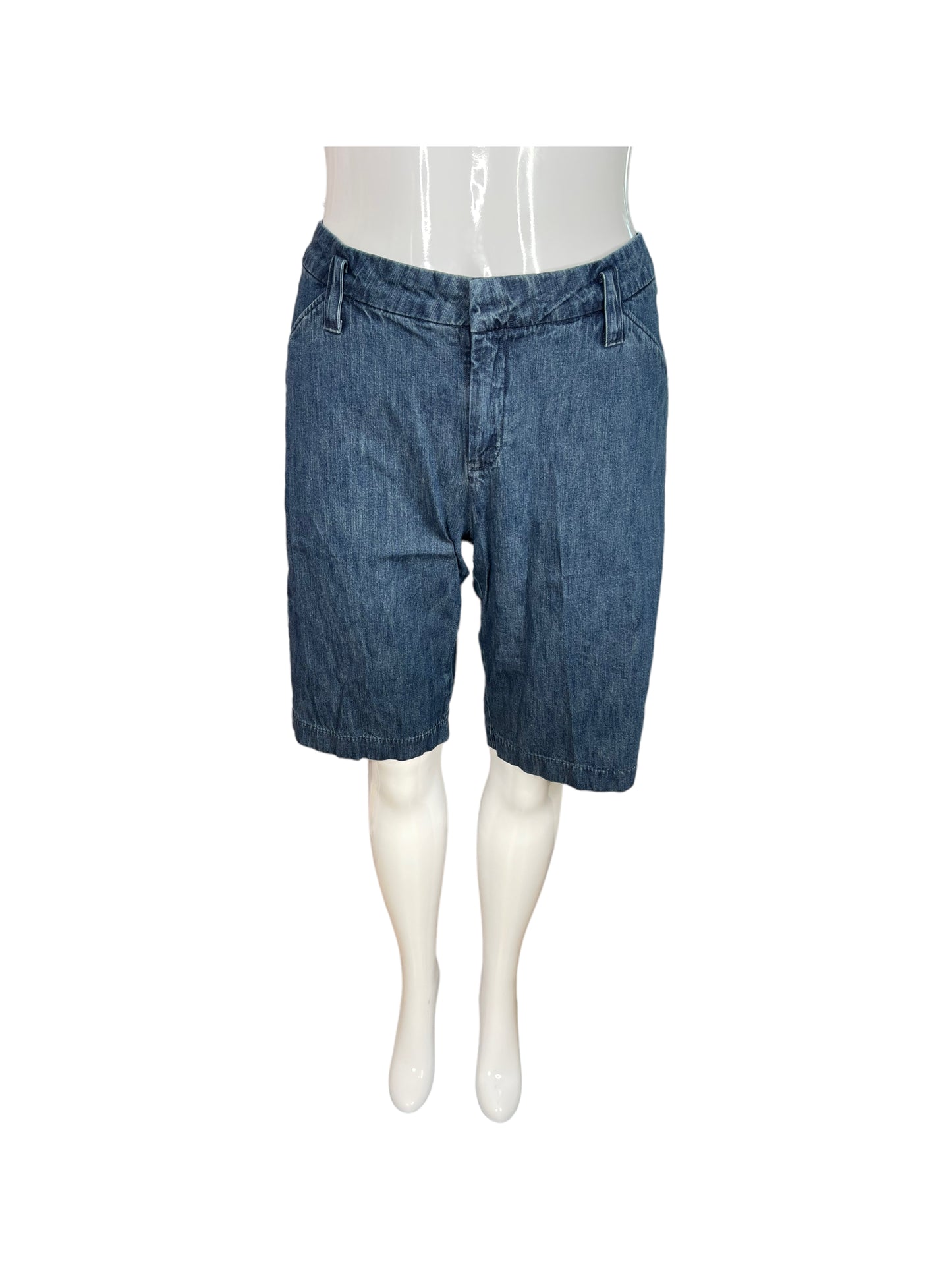 "Lee" Knee-length Blue Jean Shorts (16 medium)